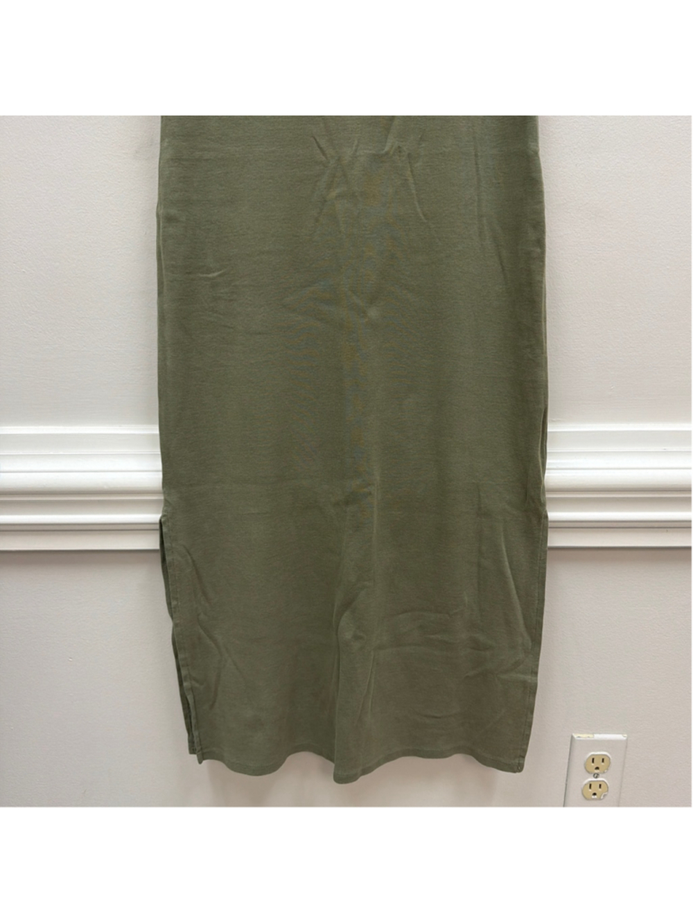 Dylan Slip On Green Midi Dress Sz Small! - Picture 3 of 7